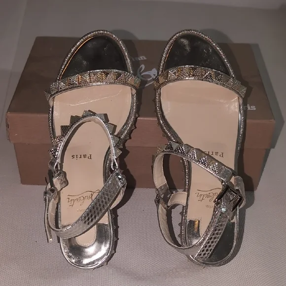 Christian Louboutin Madmonica Spiked Metallic Leather Sandals - Size 37 - Picture 14 of 15
